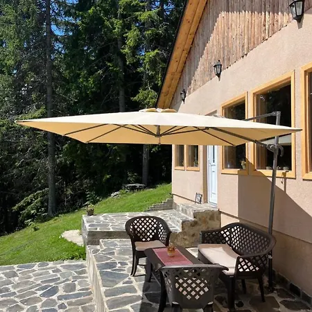 Golijski Dar Affittacamere 3*