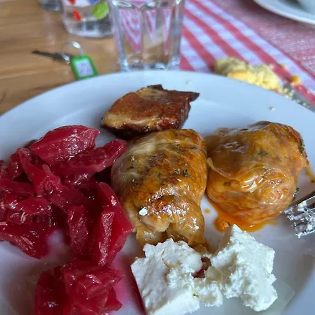 Guest house Golijski Dar